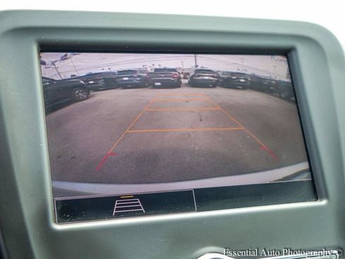 Used 2022 Chevrolet Equinox LS AWD/4WD image 15