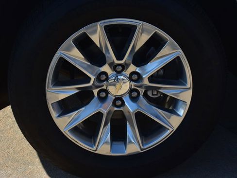 Used 2021 Chevrolet Tahoe Premier w/ Premium Package image 10