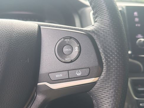 Used 2023 Honda Passport EX-L image 16