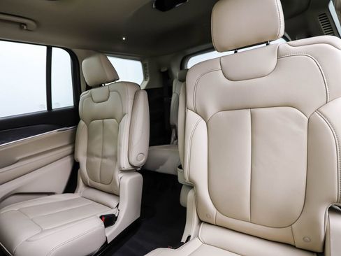 Used 2021 Jeep Grand Cherokee L Limited w/ Trailer Tow Group (B) image 22