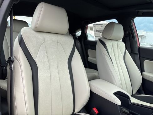 New 2025 Acura Integra A-Spec image 14