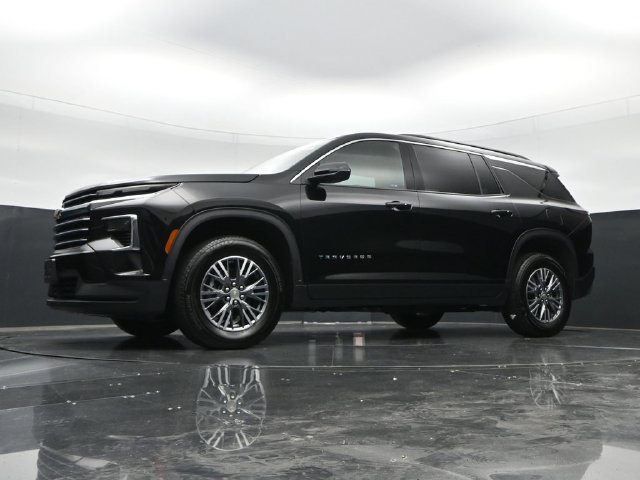 Used 2025 Chevrolet Traverse LT AWD/4WD image 52