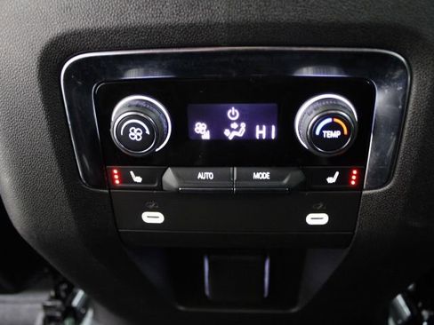 Used 2024 Chevrolet Tahoe Z71 w/ Z71 Off-Road Package image 24