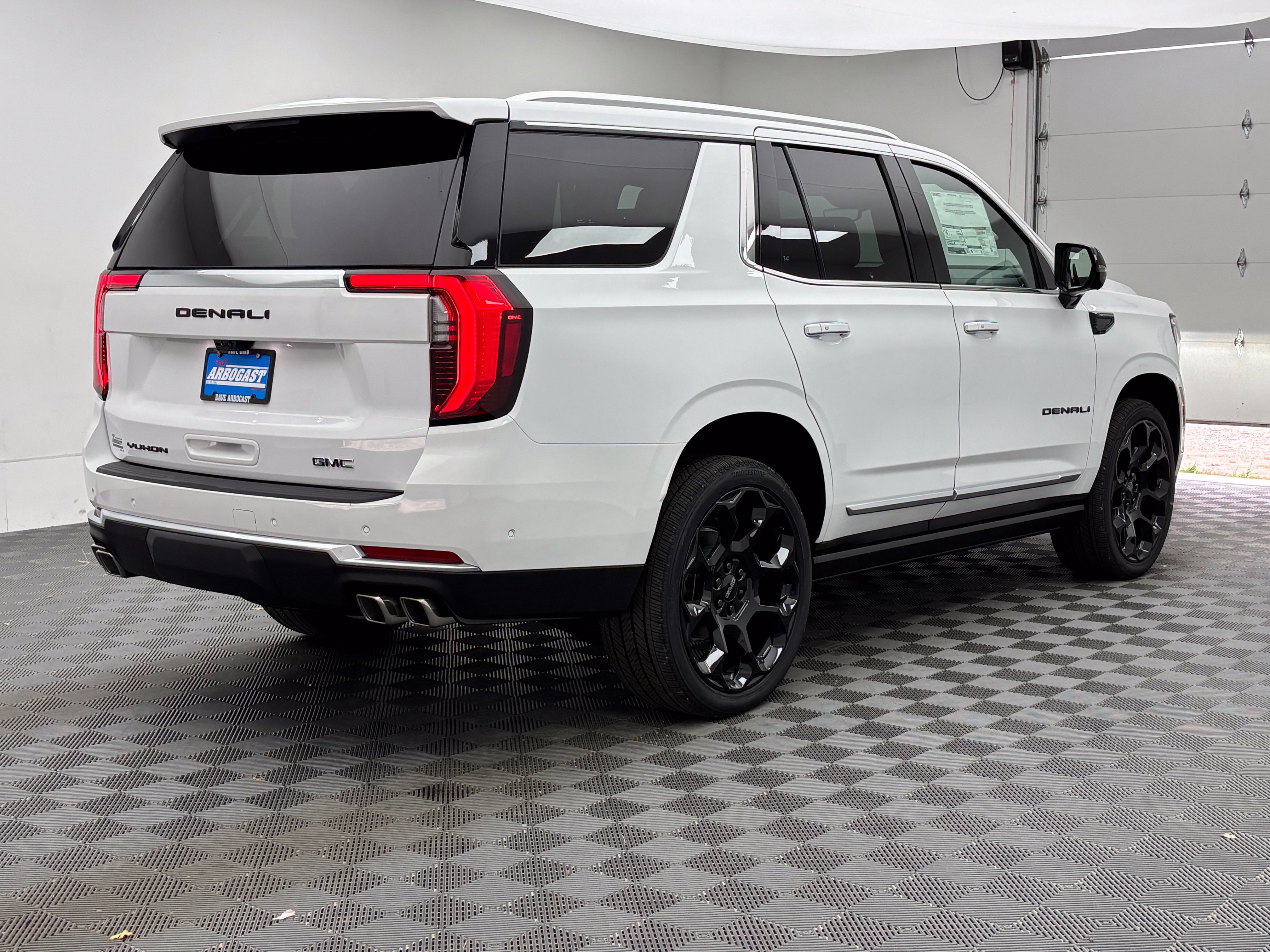 New 2027 GMC Yukon Denali w/ Denali Reserve Package AWD/4WD image 11