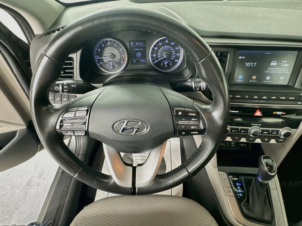 Used 2019 Hyundai Elantra Value Edition FWD image 12