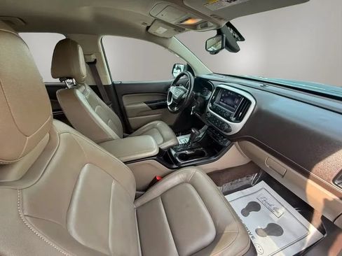 Used 2015 GMC Canyon SLT RWD image 16