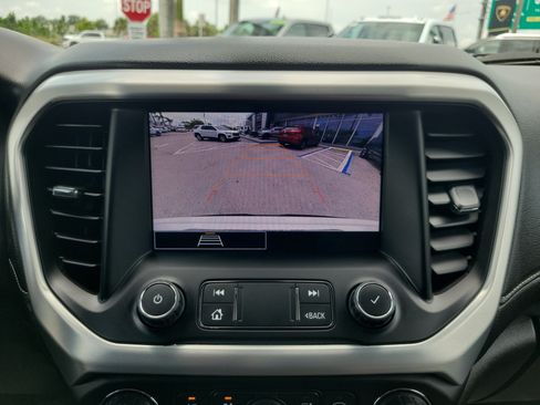 Used 2021 GMC Acadia SLE AWD/4WD image 9