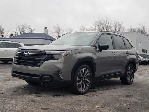 New 2025 Subaru Forester Touring image 8