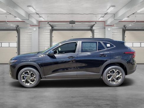 New 2026 Chevrolet Trax LT FWD image 7