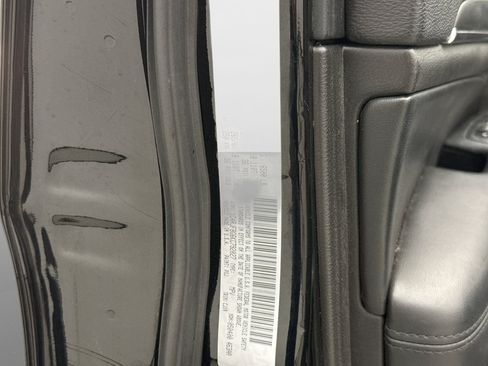 Used 2019 Jeep Grand Cherokee Limited AWD/4WD image 11