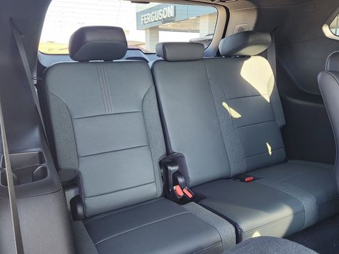 New 2026 GMC Acadia AT4 w/ Super Cruise Package image 50