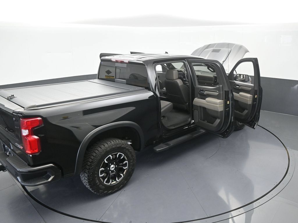 Used 2025 Chevrolet Silverado 1500 ZR2 w/ Technology Package AWD/4WD image 80