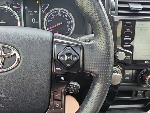 Used 2023 Toyota 4Runner TRD Off-Road Premium w/ Moonroof Package AWD/4WD image 29