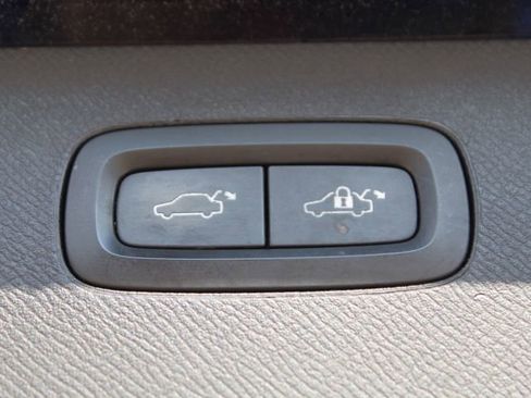 Used 2018 Volvo XC90 T6 Inscription image 46