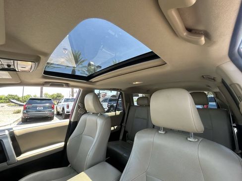 Used 2022 Toyota 4Runner Limited AWD/4WD image 19