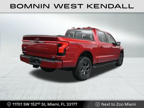 Used 2023 Ford F150 Lightning Lariat w/ Max Trailer Tow Package image 5