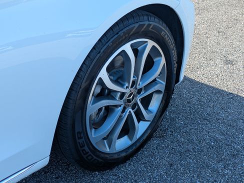 Used 2018 Mercedes-Benz C 300 4MATIC Sedan image 13