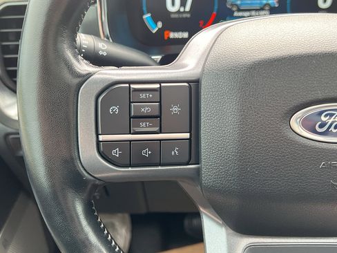 Used 2023 Ford F150 Lariat AWD/4WD image 32