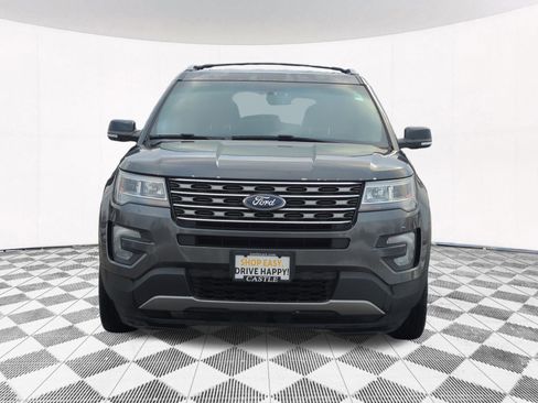 Used 2016 Ford Explorer XLT w/ Equipment Group 201A image 7