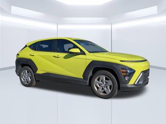 Certified 2025 Hyundai Kona SE video 1