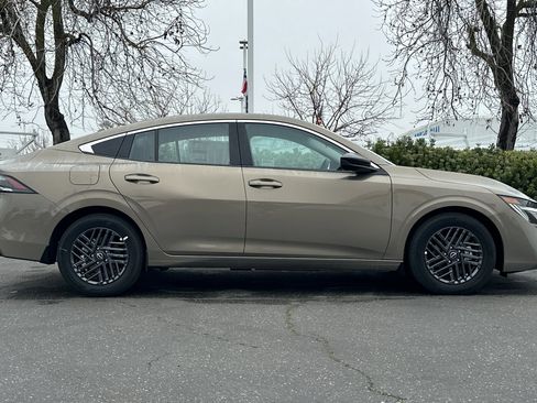 New 2026 Nissan Sentra SV image 3