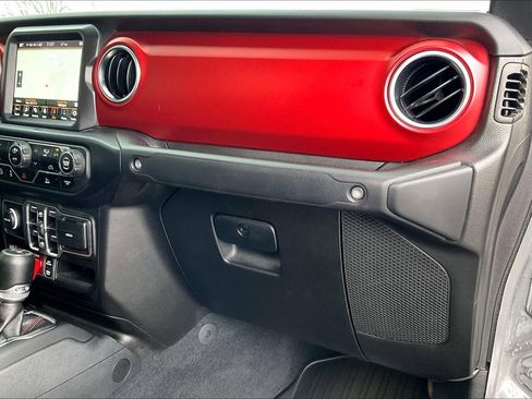 Used 2023 Jeep Gladiator Rubicon image 15