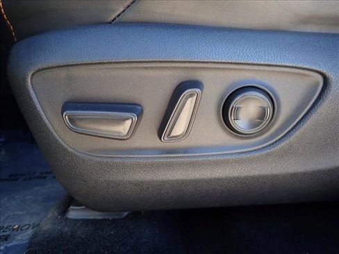 Used 2019 Toyota RAV4 Adventure image 13