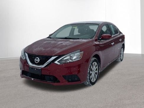 Used 2019 Nissan Sentra SV image 1