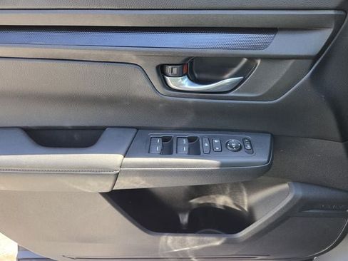 Used 2025 Honda CR-V LX image 32