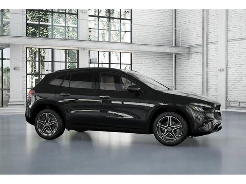 New 2026 Mercedes-Benz GLA 250 4MATIC image 14
