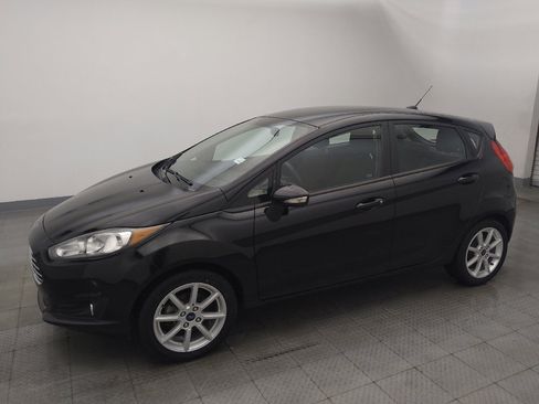 Used 2018 Ford Fiesta SE w/ Equipment Group 201A image 2