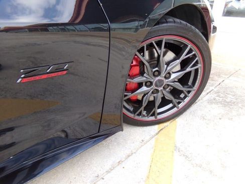 Used 2023 Chevrolet Corvette Stingray Premium Conv w/ Z51 Performance Package RWD image 29
