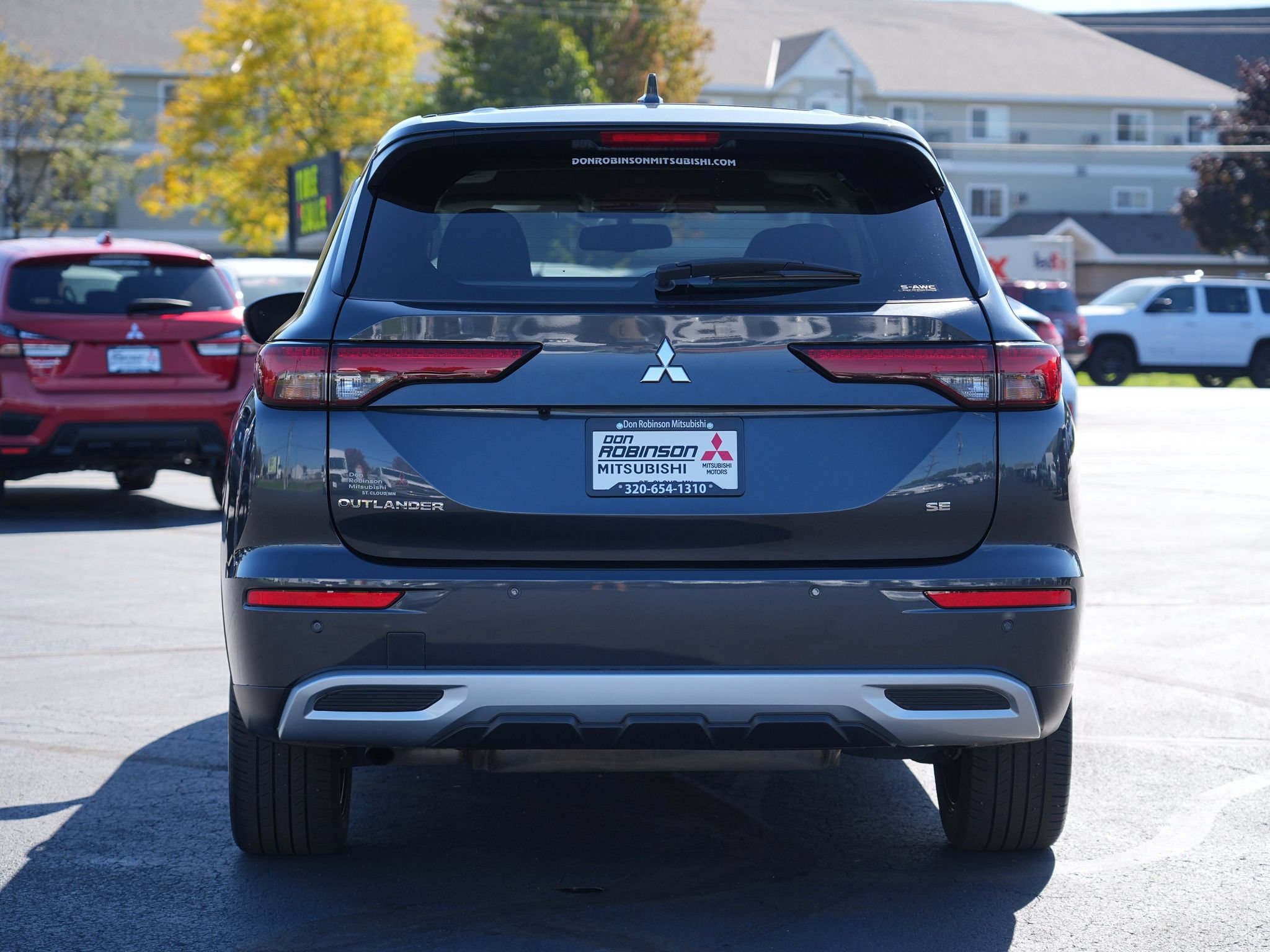 Used 2024 Mitsubishi Outlander SE AWD/4WD image 4