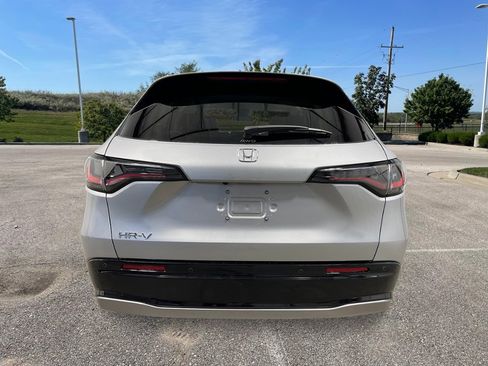 New 2026 Honda HR-V EX-L image 4