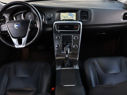 Used 2016 Volvo S60 T5 Premier image 21