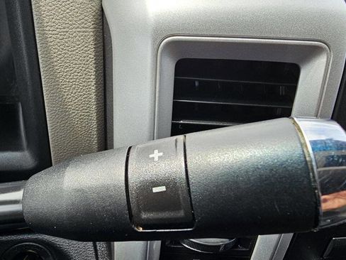 Used 2011 RAM 1500 Big Horn AWD/4WD image 9