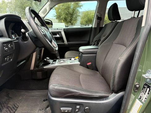 Used 2022 Toyota 4Runner Trail Special Edition AWD/4WD image 8