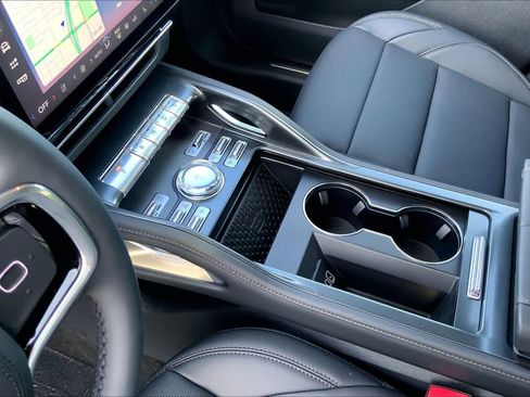 New 2026 Lincoln Nautilus Premier w/ Jet Appearance Package image 7