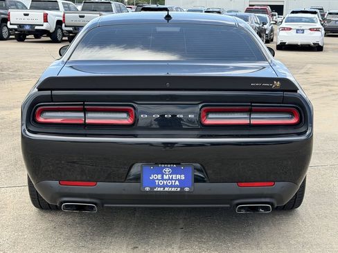 Used 2023 Dodge Challenger R/T Scat Pack RWD image 8