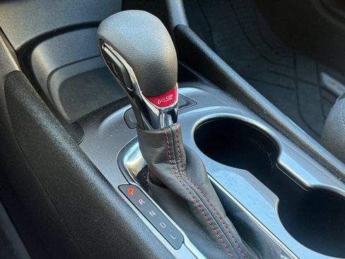 Used 2024 Chevrolet Malibu RS w/ LPO, Floor Liner Package FWD image 31