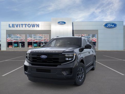 New 2026 Ford Expedition Max Active AWD/4WD image 2