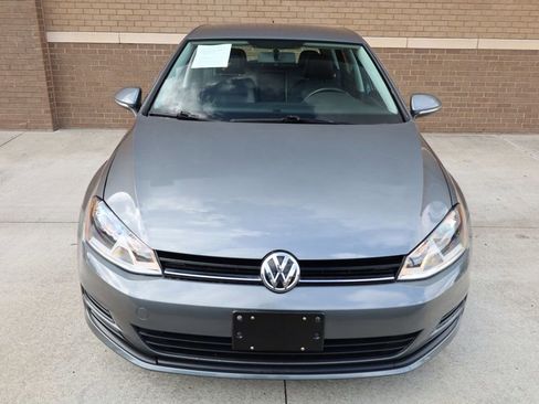 Used 2015 Volkswagen Golf S image 6