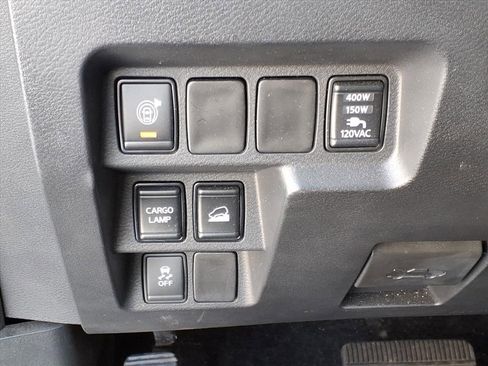 Used 2022 Nissan Frontier SV image 15