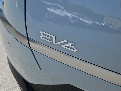 Certified 2024 Kia EV6 Wind AWD/4WD image 12