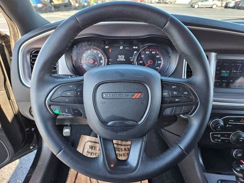 Used 2019 Dodge Charger SXT w/ Blacktop Package image 25
