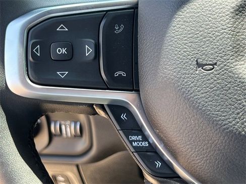 Used 2025 RAM 1500 Lone Star image 29