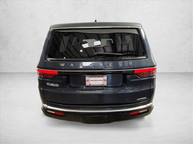 Used 2024 Jeep Wagoneer L Series II w/ Flexible Seating Group AWD/4WD image 5