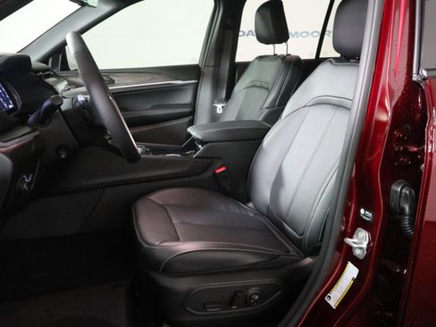 New 2026 Jeep Grand Cherokee Limited AWD/4WD image 22