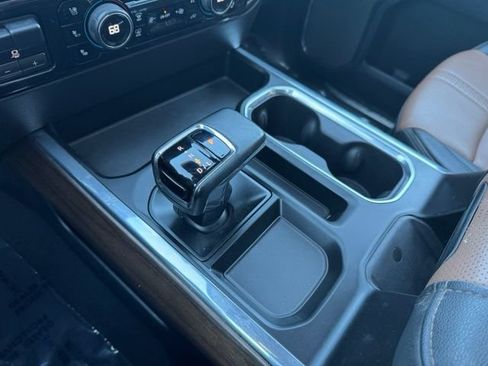 Certified 2024 Chevrolet Silverado 1500 High Country w/ Technology Package AWD/4WD image 20