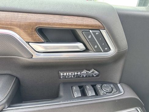Used 2023 Chevrolet Silverado 1500 High Country image 22